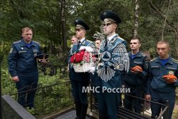 Личный состав Академии почтил память В.М. Губина